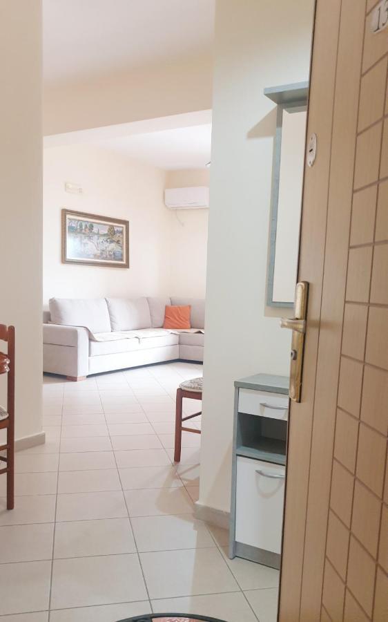 Ioanian Blue Apartament Химара Экстерьер фото